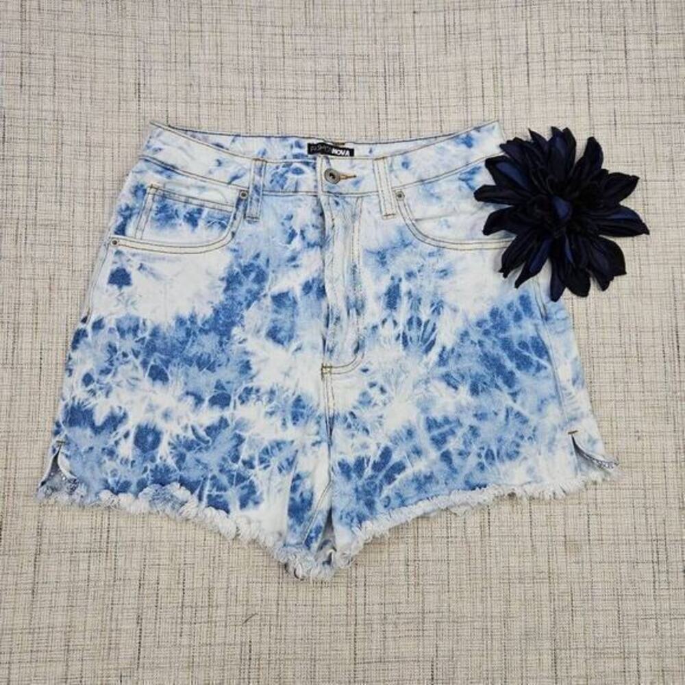5/$25 Fashion Nova‎ High Rise Cutoff Bleached Denim Shorts Size 9 29